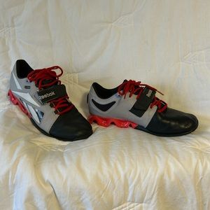 Men’s or women’s REEBOK CROSSFIT sneakers. Size 9.